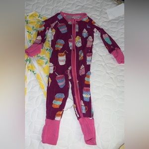 Little sleepies bundle 0-3 months.